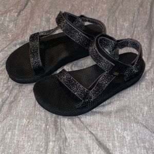 Teva platform sandal
